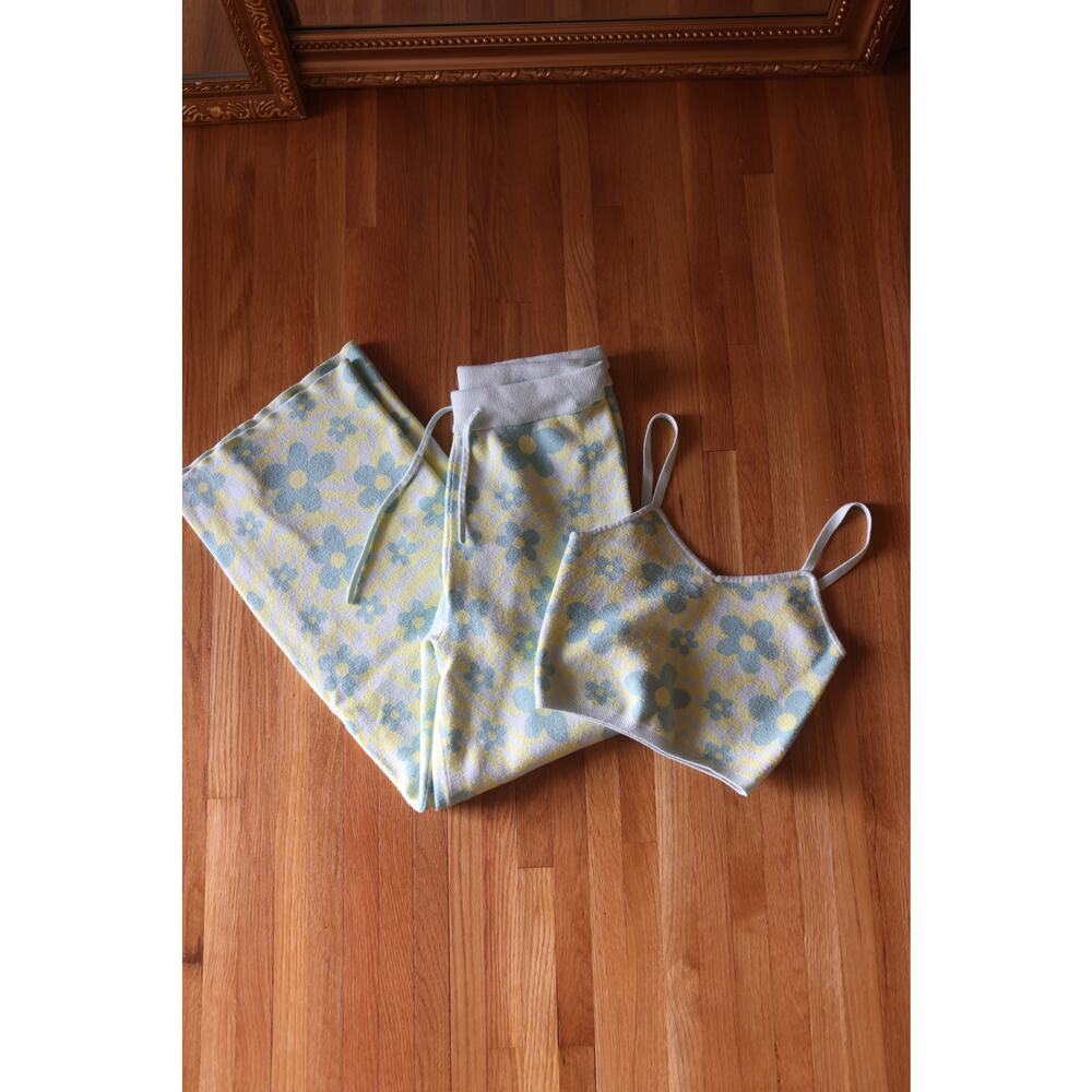 Altar'd State Loungewear Retro Flower Matching Set Size M